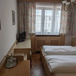 https://hotel-neuwirt-zorneding.com-bavaria.com