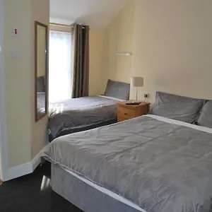 Parkway 3*, Dublin Ierland